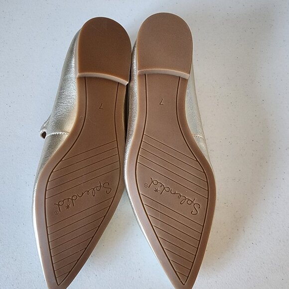 Spendid Gold Mary Jane Flats "NEW" - Picture 11 of 14